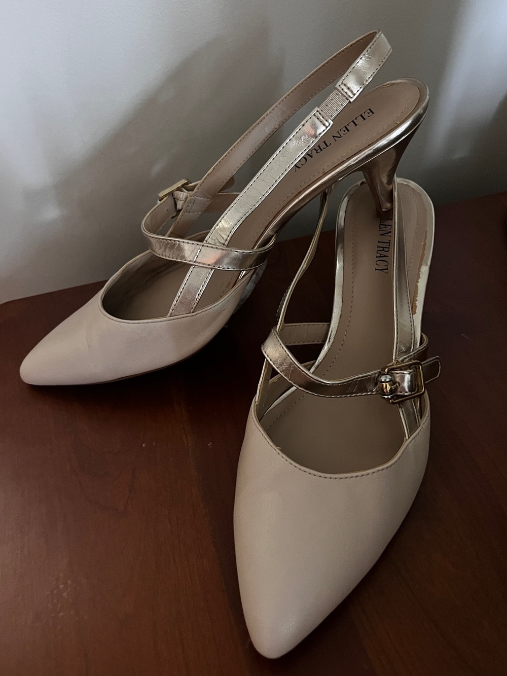 Ellen Tracy “Bailey” Leather Slingback Pump, Sz 8